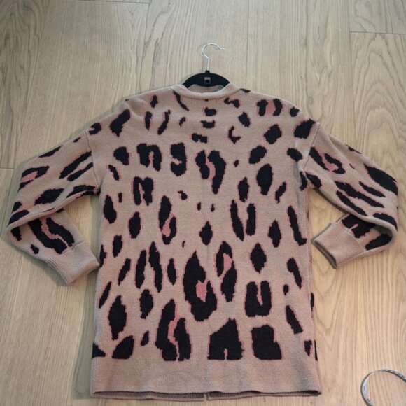 Chic Leopard Print Open Cardigan - Picture 8 of 9